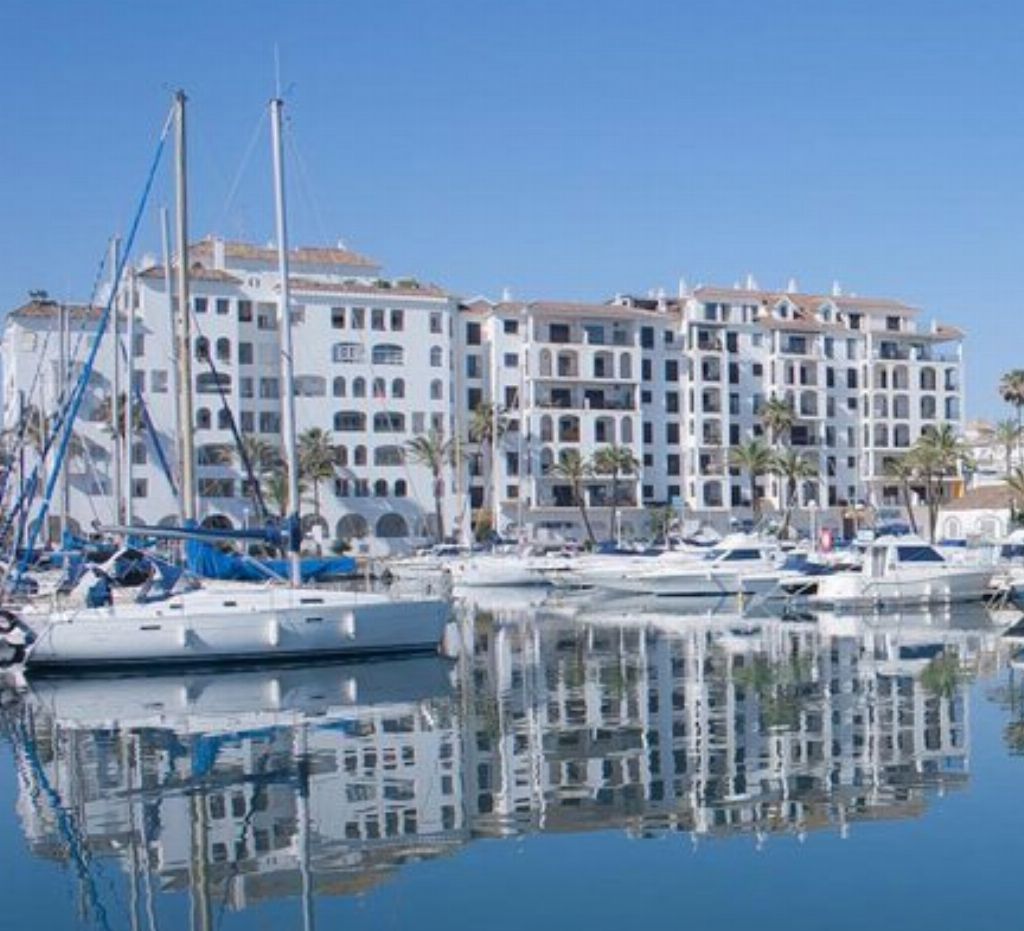 MARINA REAL COMPLEX, Puerto de la Duquesa, Malaga